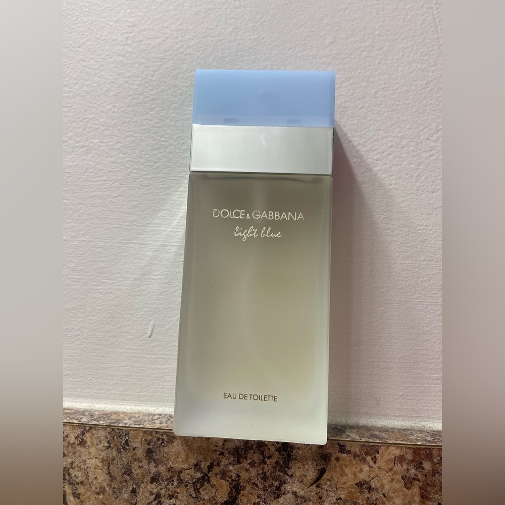 Dolce & Gabbana Light Blue Perfume 🌨️